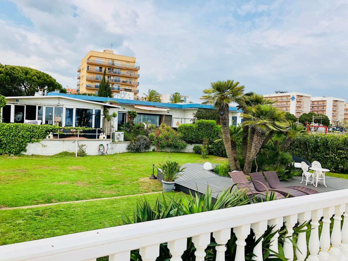 Boutique Home The Beach Malgrat de Mar Exterior photo