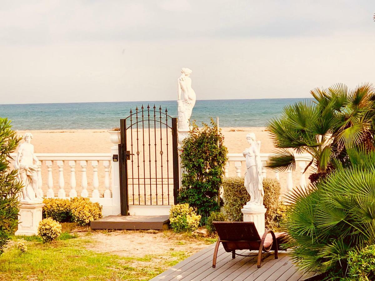 Boutique Home The Beach Malgrat de Mar Exterior photo